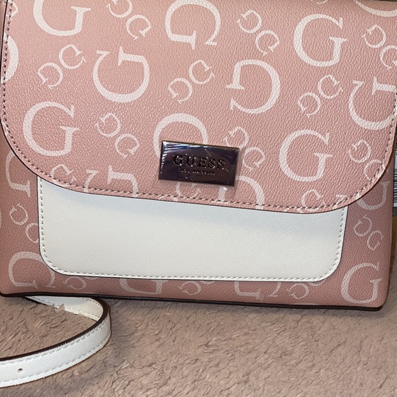 GUESS ROSE BAG 💼 - Picture 9 of 12
